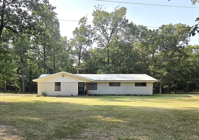 Photo 1 of Single family home for sale at 2295 Harley Golden Rd, Huntington, TX 75949 | MLS# 59852580 | Listing updated on 2026-08-24