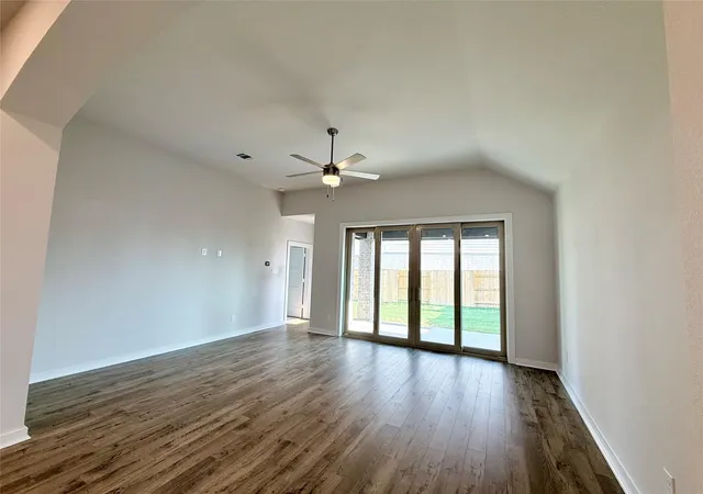 Photo 4 of Sale Pending at 18130 Sunlit Oasis Dr, Webster, TX 77598 | MLS# 77673149 | Listing updated on 2026-09-19