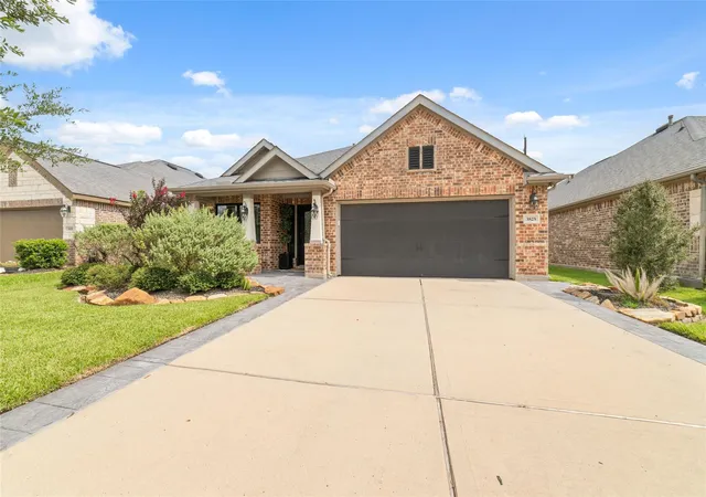 2nd image of 3825 Enchanted Timbers Ln, Spring, TX 77386 | MLS# 46403443