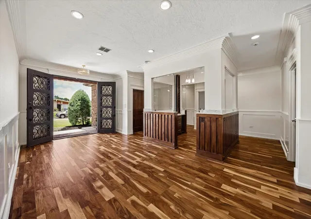 4th image of 4211 Marlborough Dr, Houston, TX 77092 | MLS# 13654503