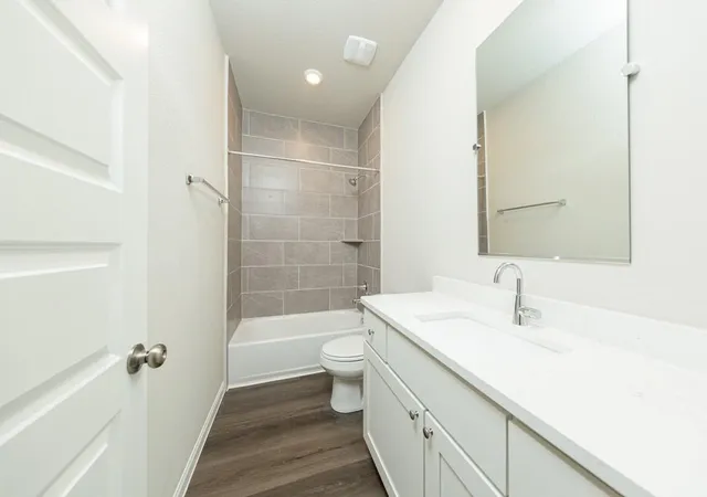 5th image of 3021 Mistflower Trl, Brookshire, TX 77423 | MLS# 14532438