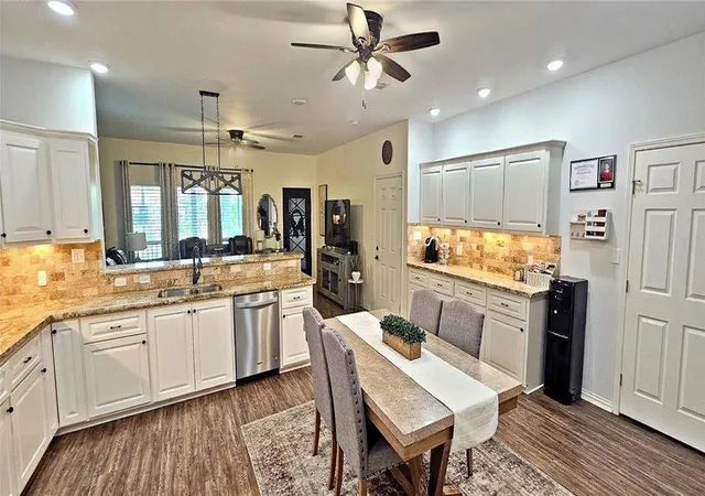 Homes for sale in Columbus, TX | 201 Smith St, Columbus, TX 78934 | MLS# 41487176