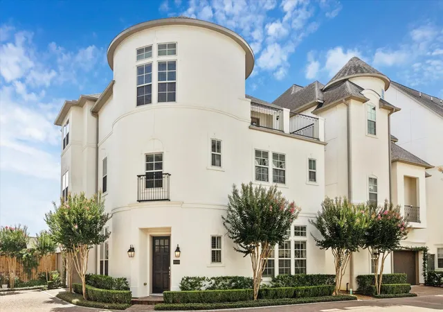 1st image of 1318 Bobbitt Manor Ln, Houston, TX 77055 | MLS# 41005472