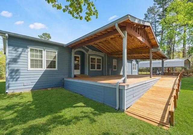 Photo 3 of Single family home for sale at 115 Canadian Dr, Trinity, TX 75862 | MLS# 9489919 | Listing updated on 2026-09-14