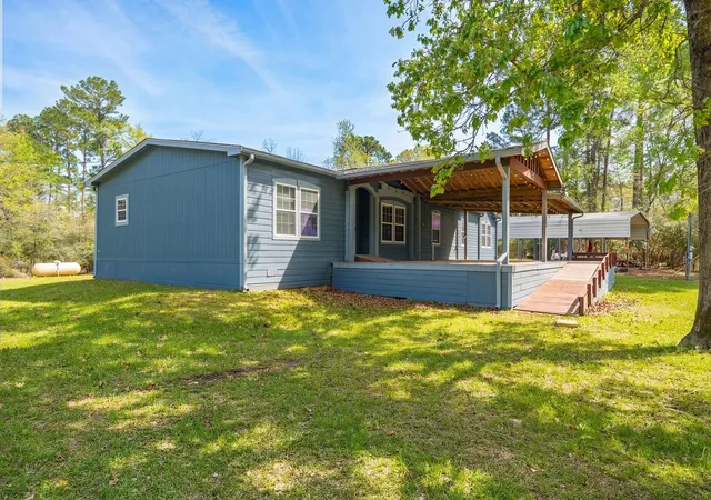 Photo 4 of Single family home for sale at 115 Canadian Dr, Trinity, TX 75862 | MLS# 9489919 | Listing updated on 2026-09-14