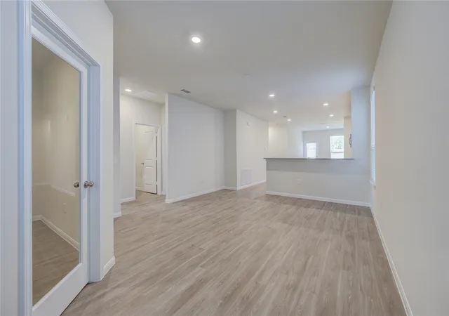 Photo 4 of Single family home for sale at 6407 Franklin View Ln, Houston, TX 77084 | MLS# 67079179 | Listing updated on 2026-08-18