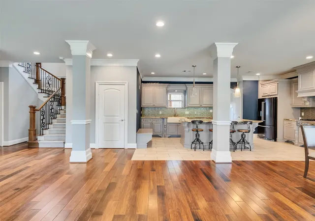 3rd image of 4708 Mckinney St, Houston, TX 77023 | MLS# 46006910