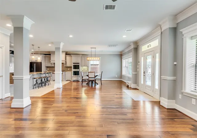4th image of 4708 Mckinney St, Houston, TX 77023 | MLS# 46006910