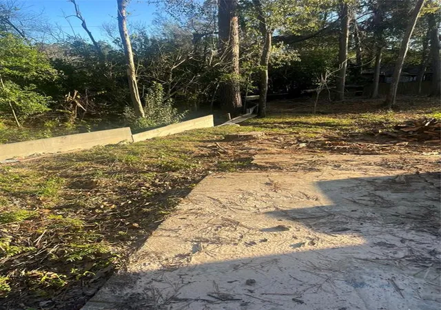 Photo 3 of Land for sale at 409 Wagers St, Conroe, TX 77301 | MLS# 72714759 | Listing updated on 2026-01-12