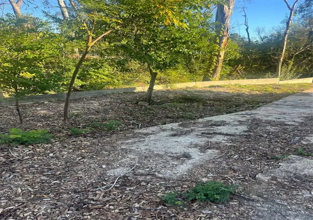 Photo 4 of Land for sale at 409 Wagers St, Conroe, TX 77301 | MLS# 72714759 | Listing updated on 2026-01-12