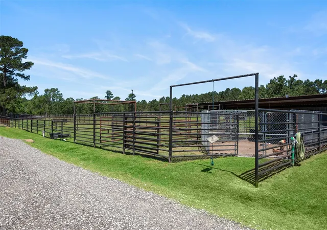 4th image of Tr 1 Fm 3179, Huntsville, TX 77340 | MLS# 51588850