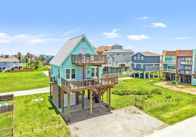 Homes for sale in Surfside Beach, TX | 110 Pelican Pl, Surfside Beach, TX 77541 | MLS# 32301432
