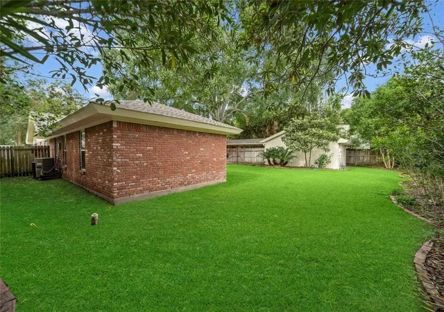 35th image of 4922 Braesvalley Dr, Houston, TX 77096 | MLS# 85394963