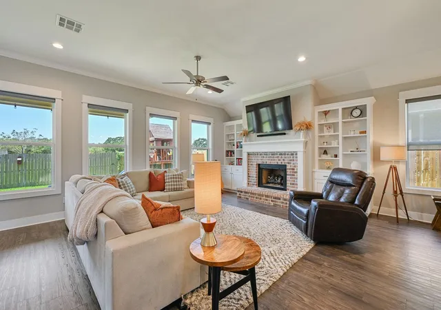 Photo 1 of Single family home for sale at 3906 Brownway Ct, College Station, TX 77845 | MLS# 2487219 | Listing updated on 2026-09-28