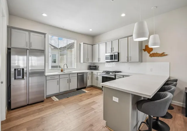 Photo 3 of Single family home for sale at 6314 Chelsea Falls Ln, Houston, TX 77008 | MLS# 51389767 | Listing updated on 2026-09-19