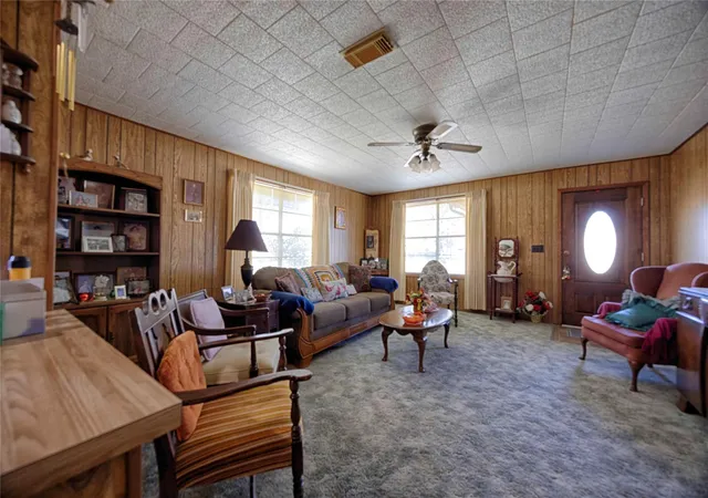 Photo 3 of Single family home for sale at 602 E Post Office St, Weimar, TX 78962 | MLS# 21988008 | Listing updated on 2026-09-01