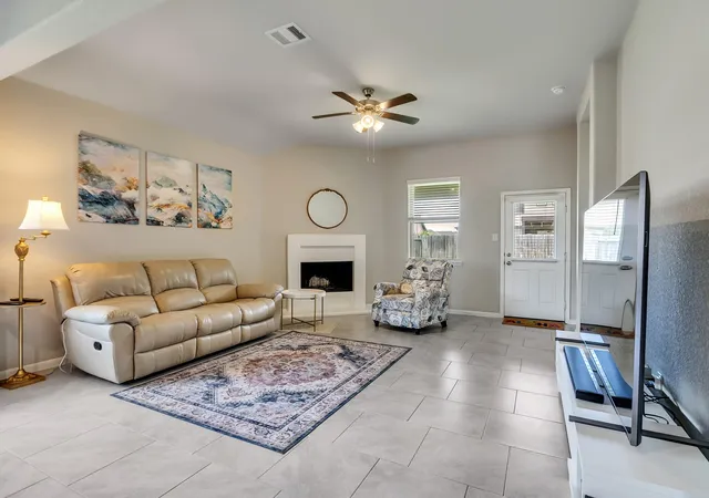 Homes for sale in Katy, TX | 28718 E Yulee Mill Dr, Katy, TX 77494 | MLS# 5900354