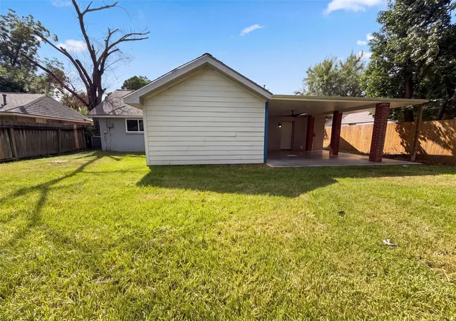 Photo 4 of Single family home for sale at 9314 Deanwood St, Houston, TX 77040 | MLS# 88079033 | Listing updated on 2026-09-10