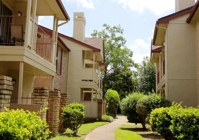 Photo 2 of Condo for sale at 2120 El Paseo St #404, Houston, TX 77054 | MLS# 45782947 | Listing updated on 2026-06-24