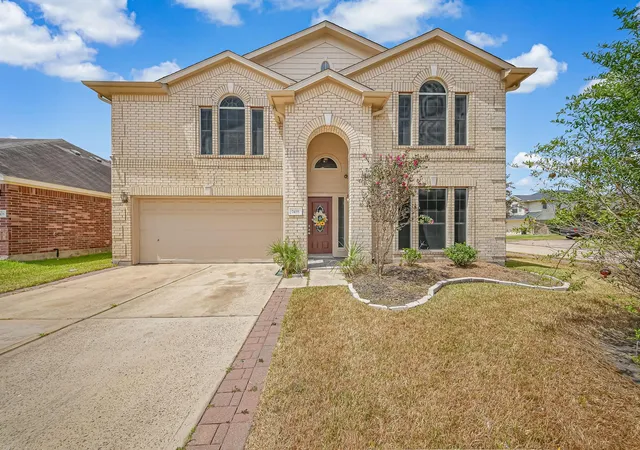 1st image of 7435 Superior Dr, Baytown, TX 77521 | MLS# 31392870