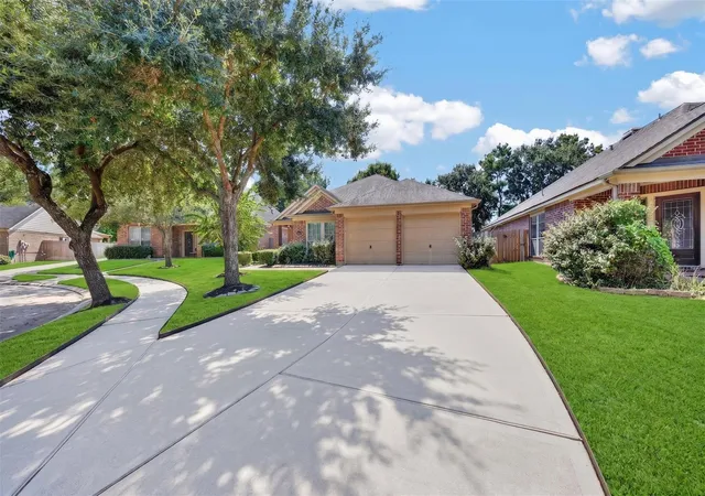 Photo 3 of Single family home for sale at 9403 Comstock Meadows Dr, Houston, TX 77095 | MLS# 27126097 | Listing updated on 2026-09-12