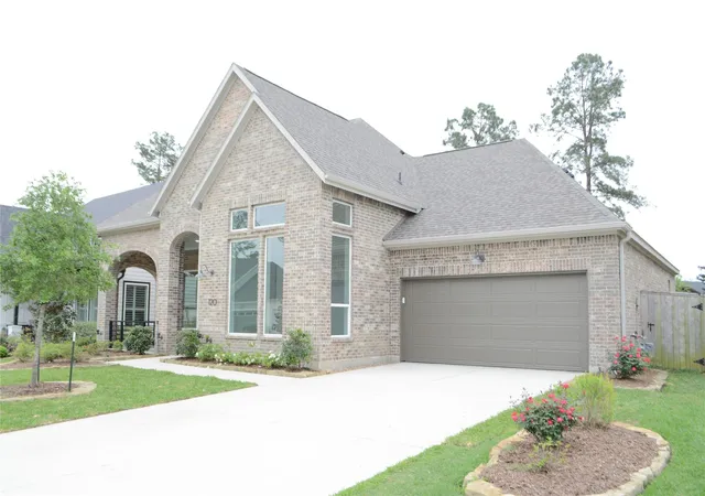 Photo 2 of Single family home for sale at 120 Dandelion Way, Montgomery, TX 77316 | MLS# 91715521 | Listing updated on 2026-09-15
