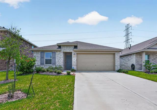 Photo 2 of Single family home for sale at 9611 Atwood Lake Dr, Baytown, TX 77521 | MLS# 19556278 | Listing updated on 2026-08-05