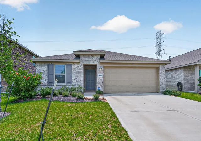 Photo 3 of Single family home for sale at 9611 Atwood Lake Dr, Baytown, TX 77521 | MLS# 19556278 | Listing updated on 2026-08-05