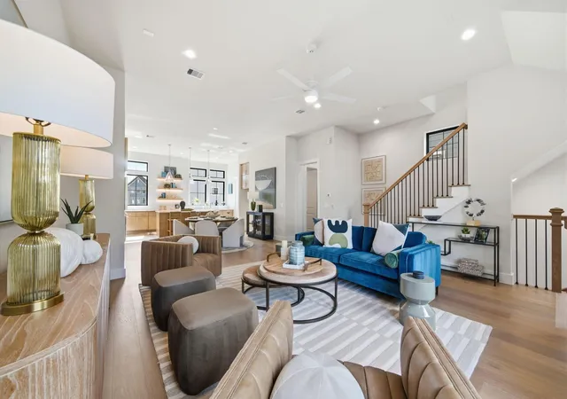 4th image of 1709 Bologna Ln, Houston, TX 77055 | MLS# 94363591