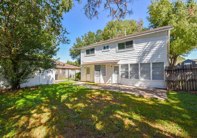 37th image of 10910 Sagevale Ln, Houston, TX 77089 | MLS# 56689290