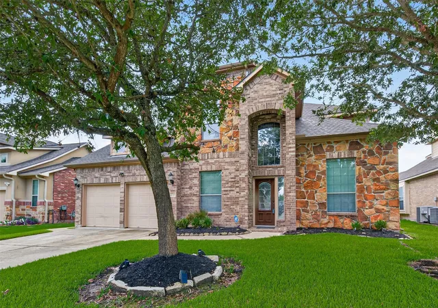 Photo 3 of Single family home for sale at 22710 Wixford Ln, Tomball, TX 77375 | MLS# 26142195 | Listing updated on 2026-09-26