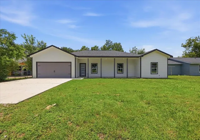 1st image of 3331 Aster St, Orange, TX 77632 | MLS# 46232390