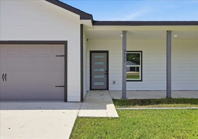 4th image of 3331 Aster St, Orange, TX 77632 | MLS# 46232390