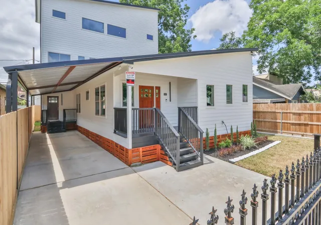 Photo 1 of Single family home for sale at 601 Cottage St, Houston, TX 77009 | MLS# 34664779 | Listing updated on 2026-09-24