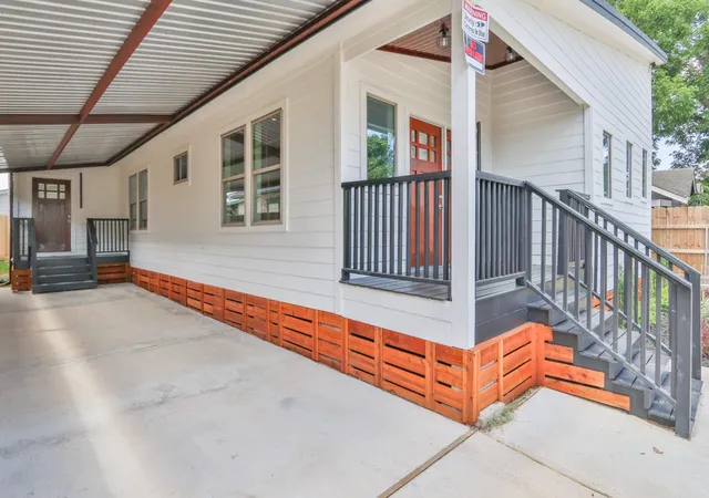 Photo 2 of Single family home for sale at 601 Cottage St, Houston, TX 77009 | MLS# 34664779 | Listing updated on 2026-09-24
