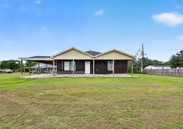 Photo 1 of Single family home for sale at 6014 Linda Dr, Rosharon, TX 77583 | MLS# 88551319 | Listing updated on 2026-09-07