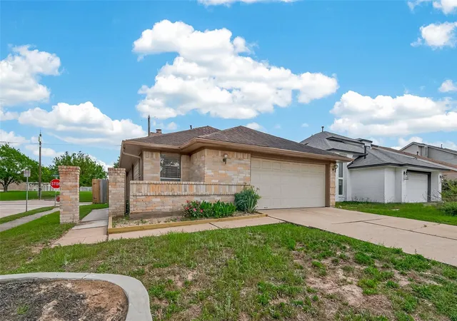 14th image of 12427 S Rachlin Cir, Houston, TX 77071 | MLS# 10397046