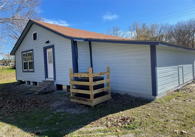 3rd image of 512 W 4Th St, Corrigan, TX 75939 | MLS# 98939368