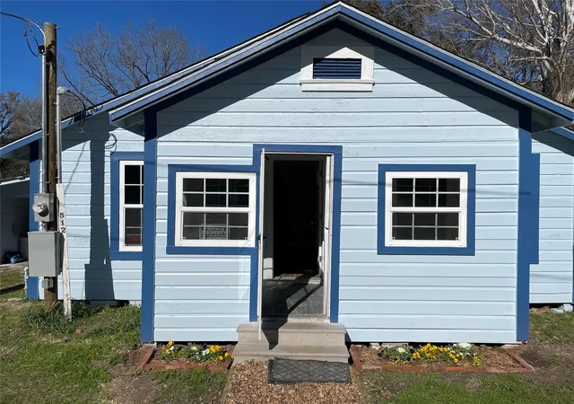 5th image of 512 W 4Th St, Corrigan, TX 75939 | MLS# 98939368