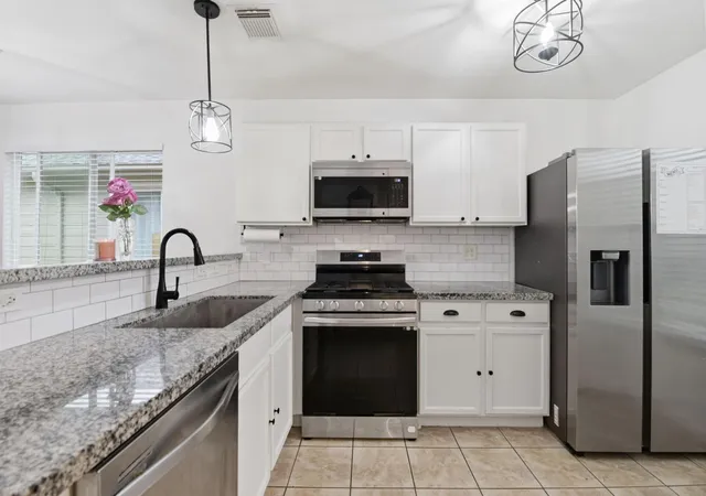4th image of 6136 Lone Prairie Wy, Katy, TX 77449 | MLS# 45002007