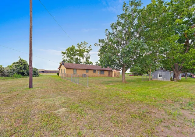 Homes for sale in La Grange, TX | 3644 W State Hwy 71 Hwy, La Grange, TX 78945 | MLS# 85505895