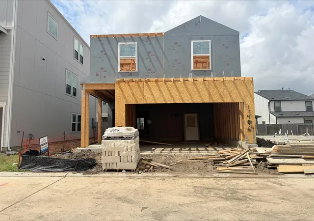 2nd image of 11414 Velvet Field Dr, Houston, TX 77047 | MLS# 53945279