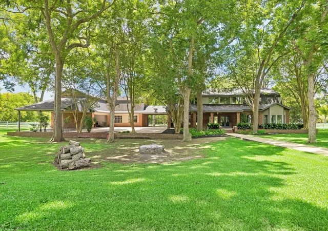 Photo 3 of Single family home for sale at 5106 Mimosa Ln, Richmond, TX 77406 | MLS# 94046171 | Listing updated on 2026-09-19