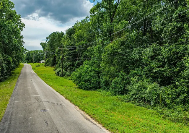 Photo 2 of Land for sale at 145 Tall Timbers Ln, Huntsville, TX 77340 | MLS# 32232829 | Listing updated on 2026-07-13