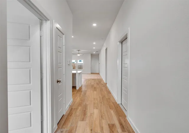 Photo 2 of Single family home for sale at 8323 Amber Summit Ln, Angleton, TX 77515 | MLS# 61849506 | Listing updated on 2026-09-17