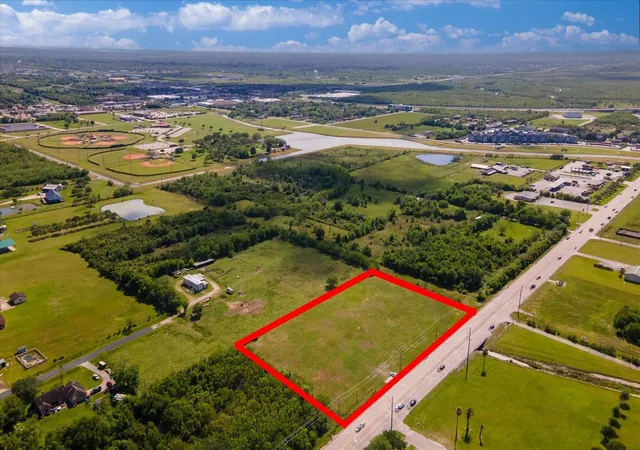 30th image of 00 25 Ave, Texas City, TX 77590 | MLS# 37475656
