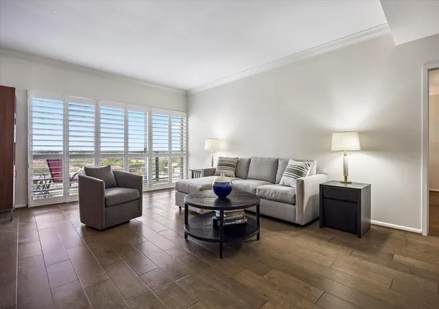 2nd image of 2929 Buffalo Speedway #A1009, Houston, TX 77098 | MLS# 32049930
