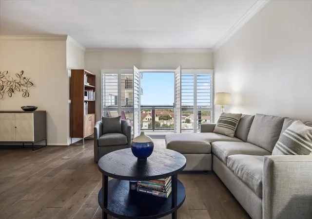 Photo 3 of Condo for sale at 2929 Buffalo Speedway #A1009, Houston, TX 77098 | MLS# 32049930 | Listing updated on 2026-08-05