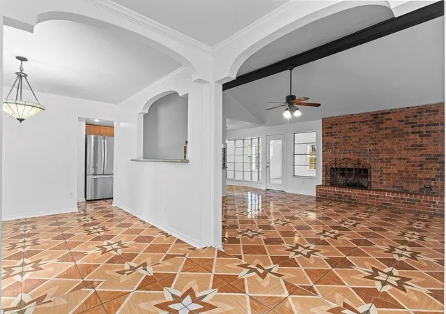 4th image of 8918 Grape St, Houston, TX 77036 | MLS# 22802668