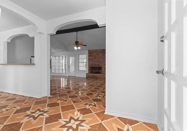 5th image of 8918 Grape St, Houston, TX 77036 | MLS# 22802668